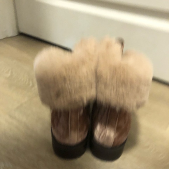 Isaac mizrahilivei ankle fur top boots size 8 - Picture 2 of 6